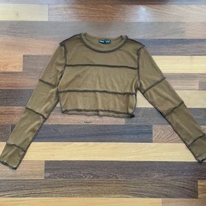 Brown cropped long sleeve with black stitch